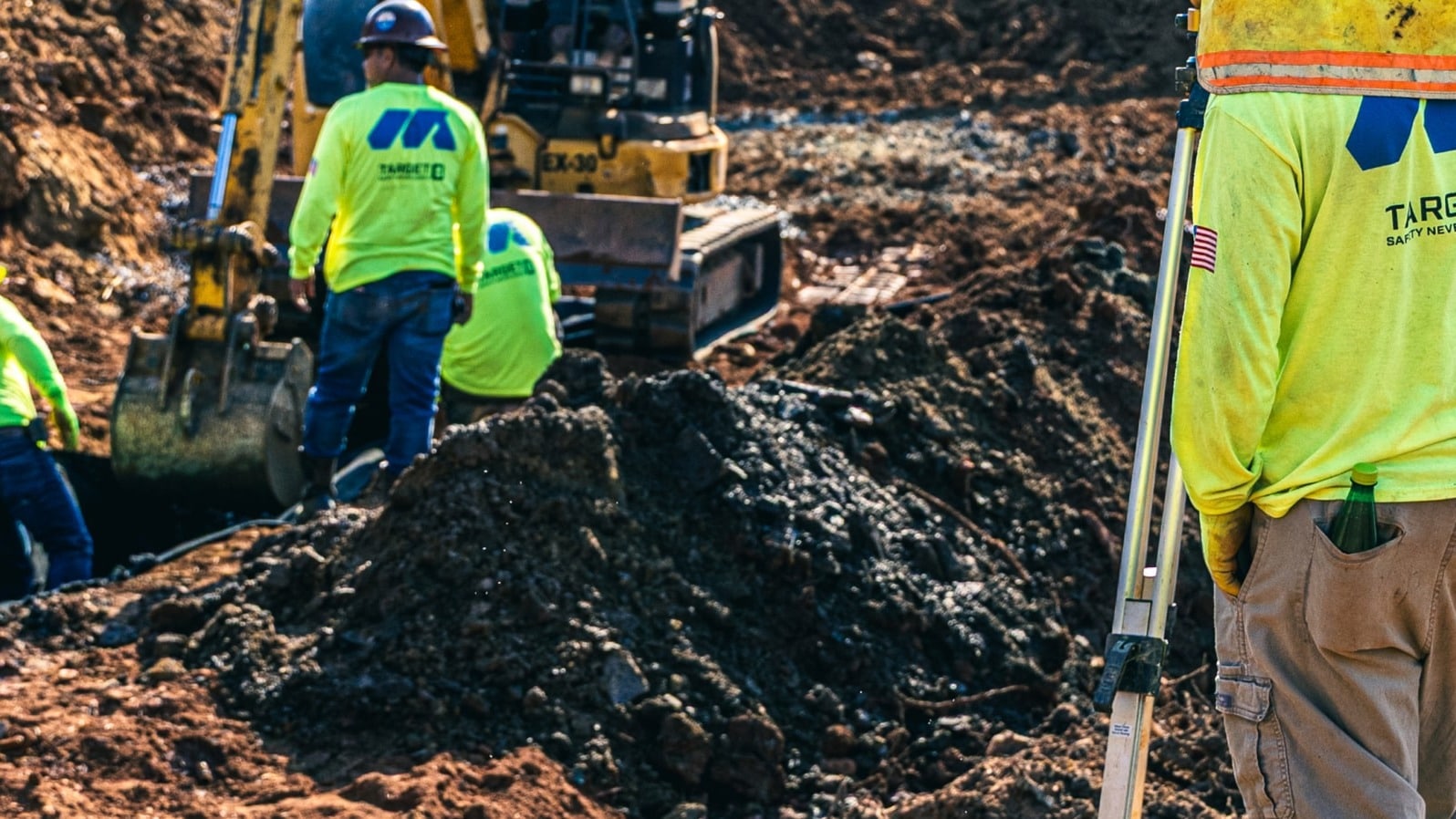 Magnum crews installing underground utilities on site